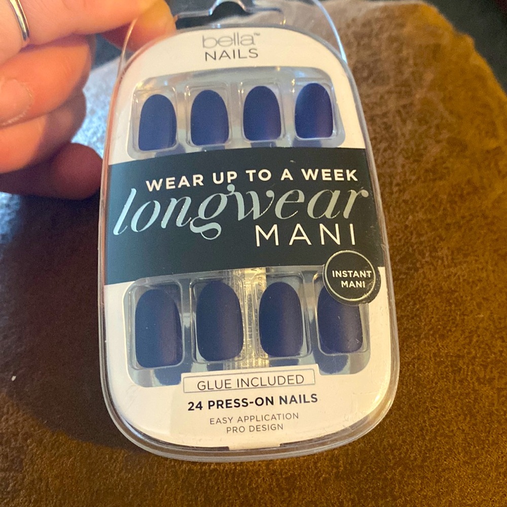 Bella Nails Longwear Miami Never Opened